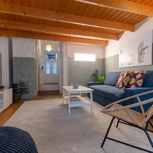 Cosy In District. Apartamento